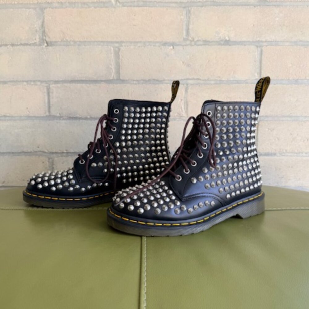 Dr. Martens 1460 studded boot size US women's 11 / 10 men / UK 9 EUC - Picture 2 of 9